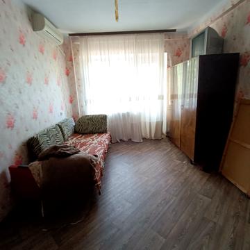 Академіка Заболотного вул., 23