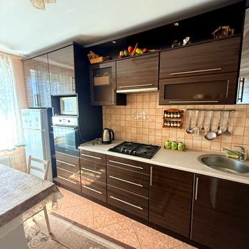 Новий Світ вул., 93