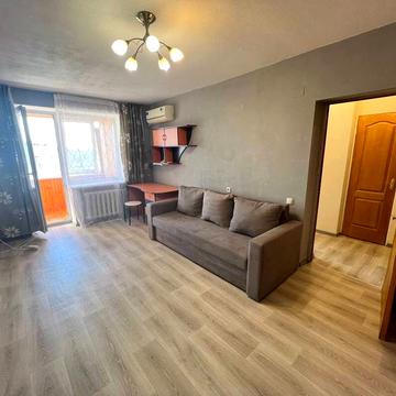 Зої Гайдай вул., 7
