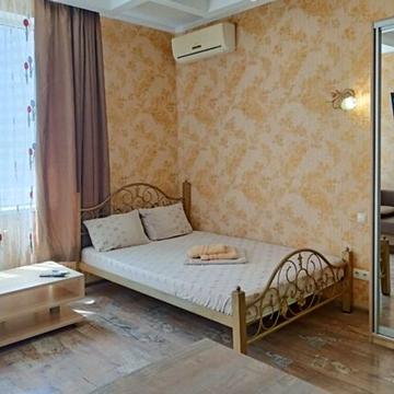 Середньофонтанська вул., 19б