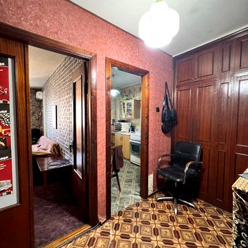 Михайла Грушевського вул., 52