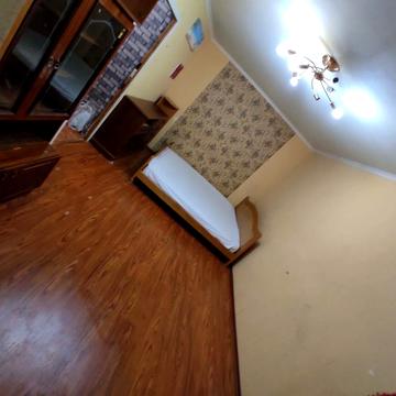 Академіка Корольова просп., 12-Г