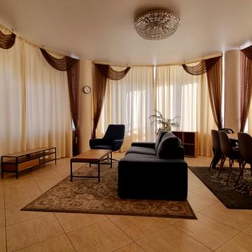 Золотоустівська вул., 50