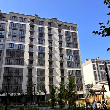 Олександра Довженка вул., (Будинок 11)