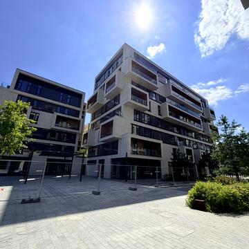Ґарета Джонса вул. (Сім'ї Хохлових), 12