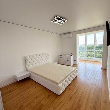 Петра Маланюка вул. (Декабристів), 58