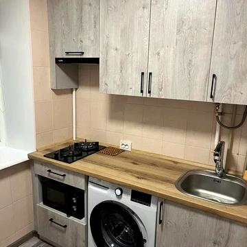 Соборний майдан пл., 10А