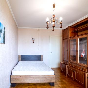 Академіка Корольова просп., 12-Ж