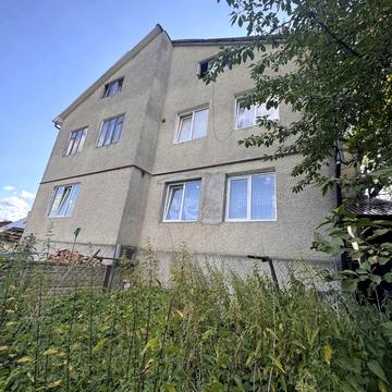 Данила Галицького вул., 48