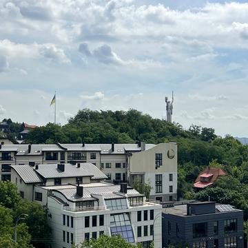 Старонаводницька вул., 8