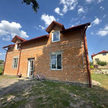 Зелена, 38