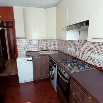 Юрія Литвинського вул. (Російська), 82