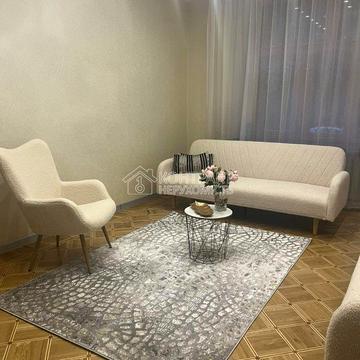 Каразіна вул., 6б