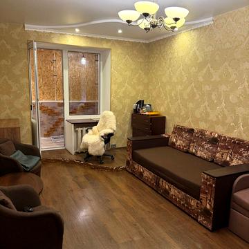Фабрично-Заводська вул., 30