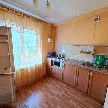 Українська вул., 31