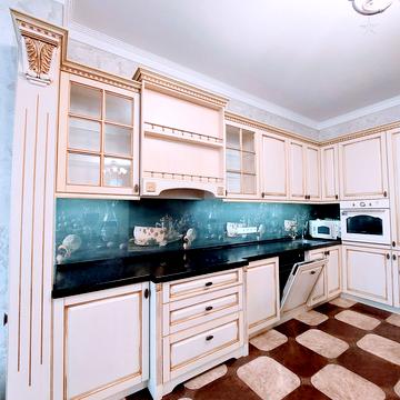 Жилянська вул., 118