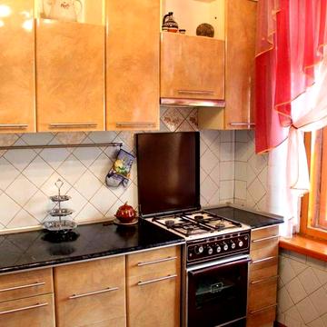 Мироносицька вул., 67