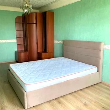 Половецька вул., 14
