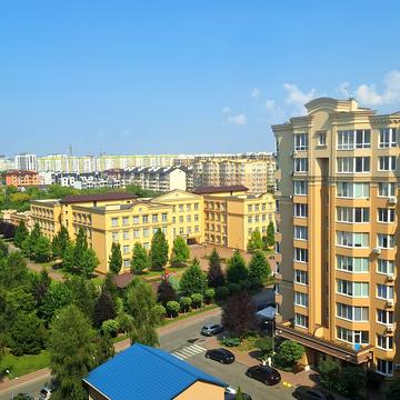 Боголюбова вул., 30