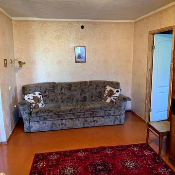 Михайла Комарова вул., 4а