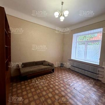 Рижівська вул. (Куйбишева), 11