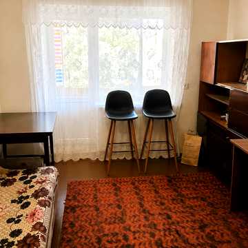 Варненська вул., 8а