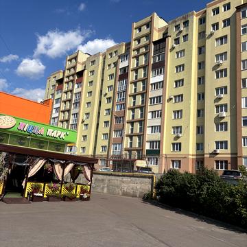 Богоявленська вул. (Черняка), 36