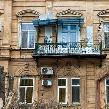 Ніни Строкатої вул. (Буніна), 4