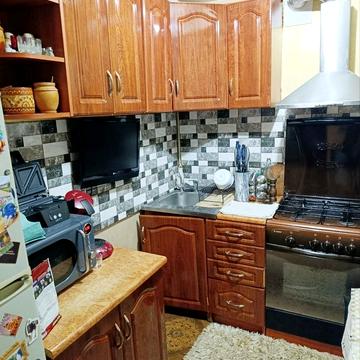 Фосфорна вул., 9