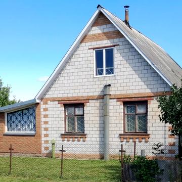 Українська вул., 18