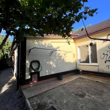 Вітебська, 6