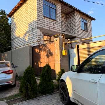 Китобійна вул., 100