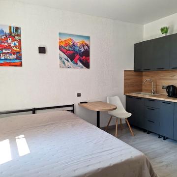 Академіка Заболотного вул., 148-В
