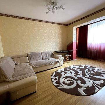 Тетяни Яблонської вул., 4