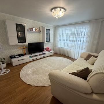Зарічанська вул., 50