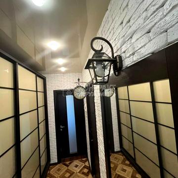 Леся Сердюка вул. (Командарма Корка), 44