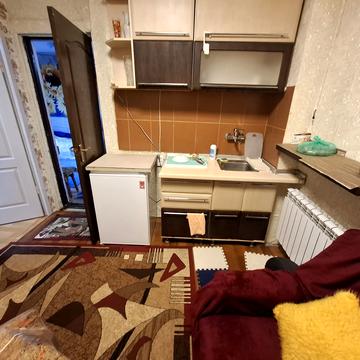 Володимира Антоновича вул. (Свердлова), 10б
