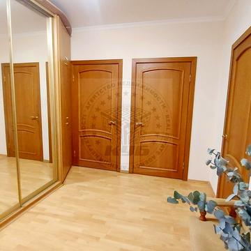 Червоної Калини просп. (Володимира Маяковського), 8-Б