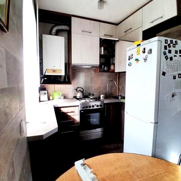Староріченська вул., 8