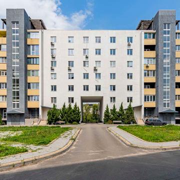 Франківська вул., 10