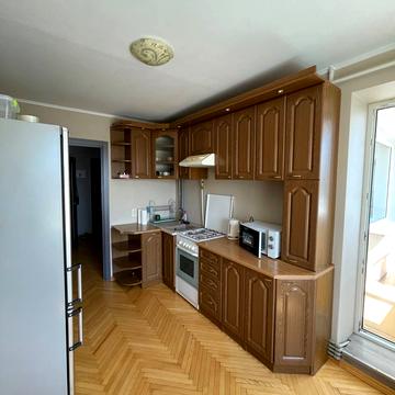 Зеновія Красівського вул., 3