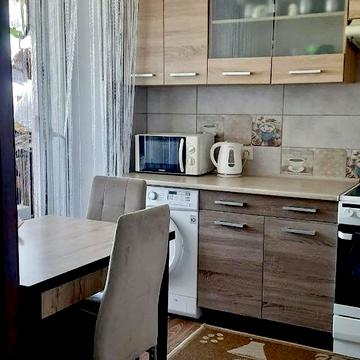Келецька вул., 122