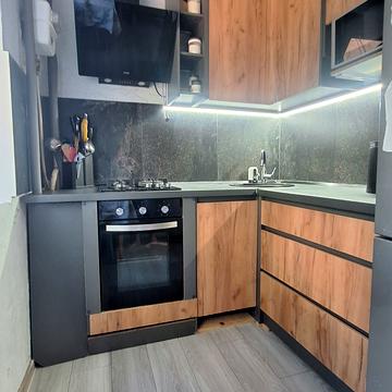 Незалежності вул. (Космонавта Попова), 9 к1