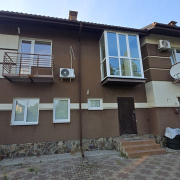 Феодосія Печерського вул. (Піонерська), 8