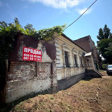 Вячеслава Чорновола вул. (Юрія Савченка), 19-а