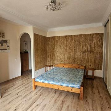 Соборності просп. (Воззєднання), 16-А