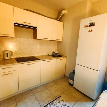 Михайла Грушевського вул., 30в