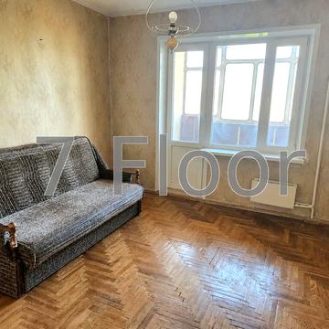 Леоніда Бикова бульв., 7