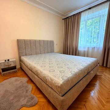 Берегова вул., 32