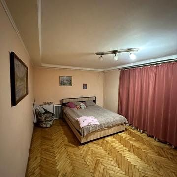 Небесної Сотні вул. (Івана Стасюка), 23